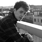 دانلود آهنگ دینله از تورگوت تورجیهان